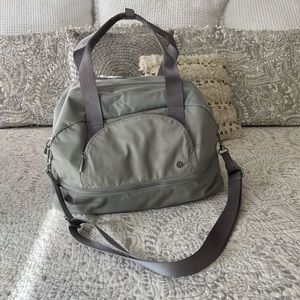 Lulu Lemon City Adventurer Duffle Bag 29L